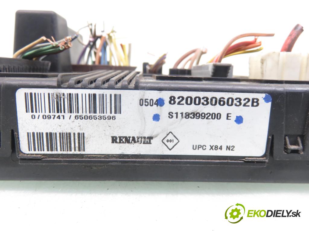 RENAULT SCENIC II (JM0/1_) MINIVAN 2005 88,00 1.9 DCI - F9Q 812 1870,00 MODUL BSM 8200306032B ; S118399200E