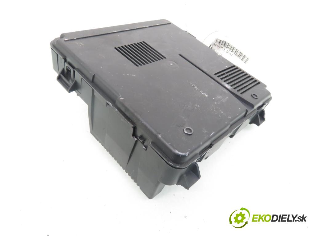 RENAULT SCENIC II (JM0/1_) MINIVAN 2005 88,00 1.9 DCI - F9Q 812 1870,00 MODUL BSM 8200306032B ; S118399200E
