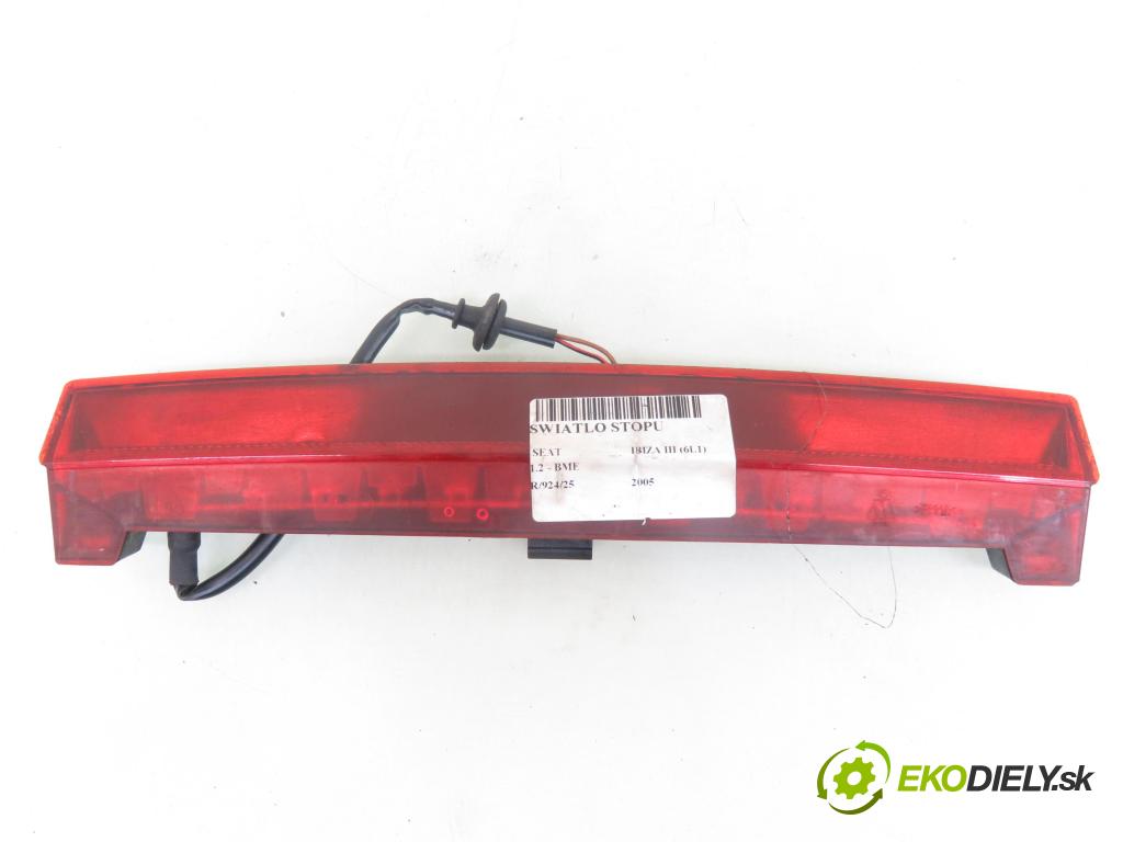 SEAT IBIZA III (6L1) HB 2005 47,00 1.2 - BME 1198,00 SVĚTLO bŕzd 6L6945097E
