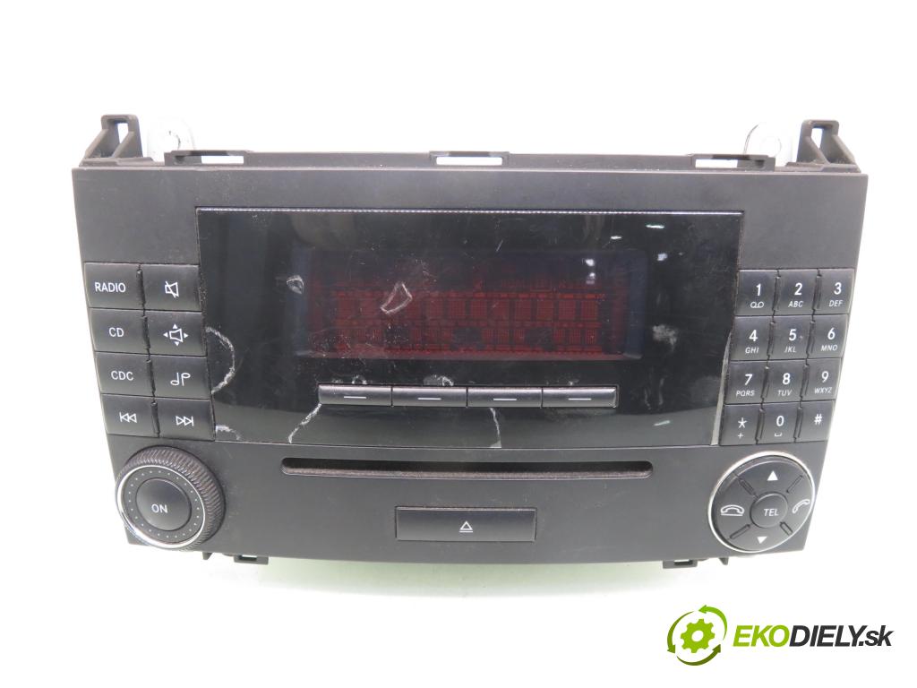 MERCEDES-BENZ KLASA B Sports Tourer (W245) HB 2005 85,00 B 180 (245.232) - M 266.940 1699,00 RADIO CD A1698204789