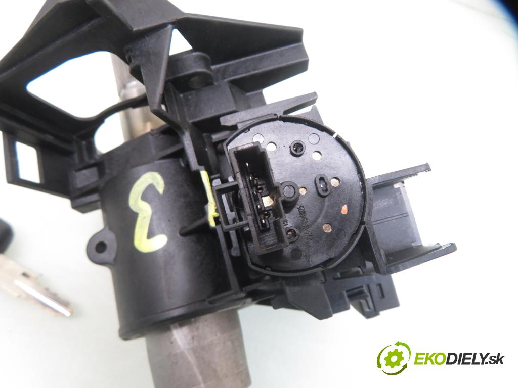 OPEL CORSA C (X01) HB 2003 44,00 1 - Z 10 XEP 998,00 spínačka / imobilizéra IMMO / řídící jednotka 0261208393 ; 55354327 ; 13236032