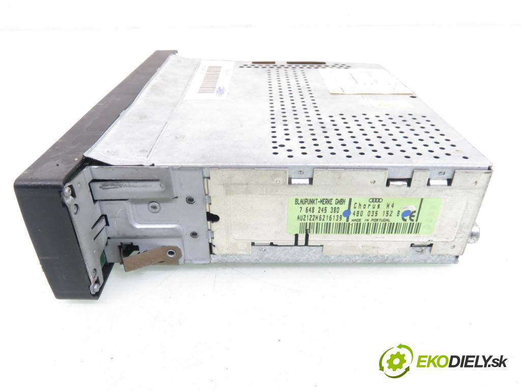 AUDI A4 (8D2, B5) SEDAN 1999 92,00 1.8 - ADR 1781,00 RADIO modul 4B0035152B