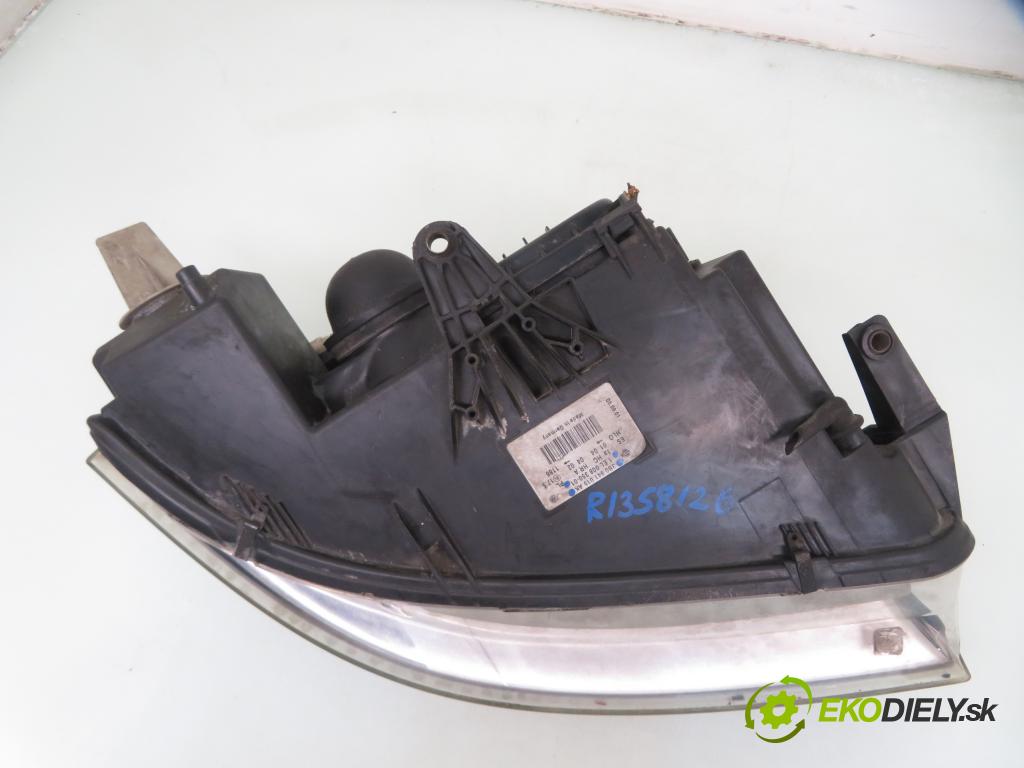 VW PASSAT B5.5 (3B3) SEDAN 2002 74,00 1.9 TDI PD 101 - AVB 1896,00 světlo LP 3B0941015AK ; 1EL00835001