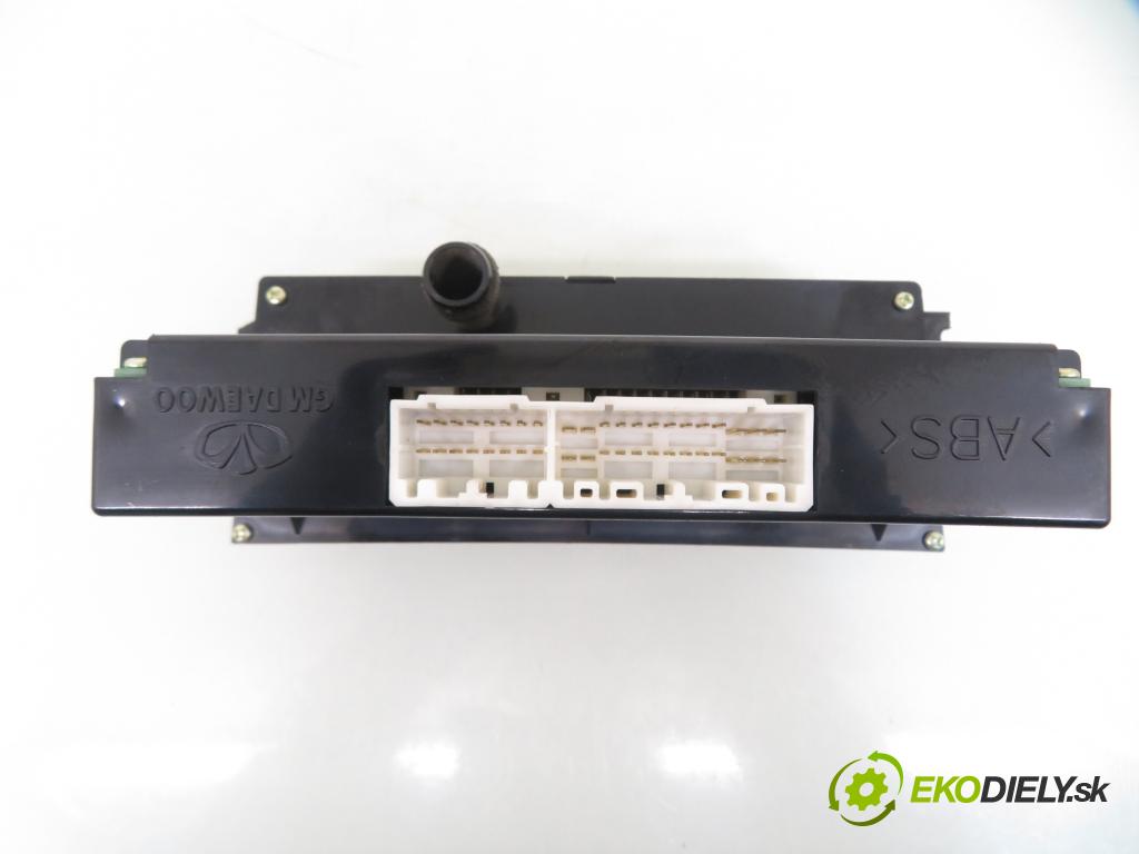 OPEL ANTARA A (L07) SUV 2007 110,00 2.0 CDTI 150 - Z 20 DMH 1991,00 Panel topení KLIMATRONIK 96850951