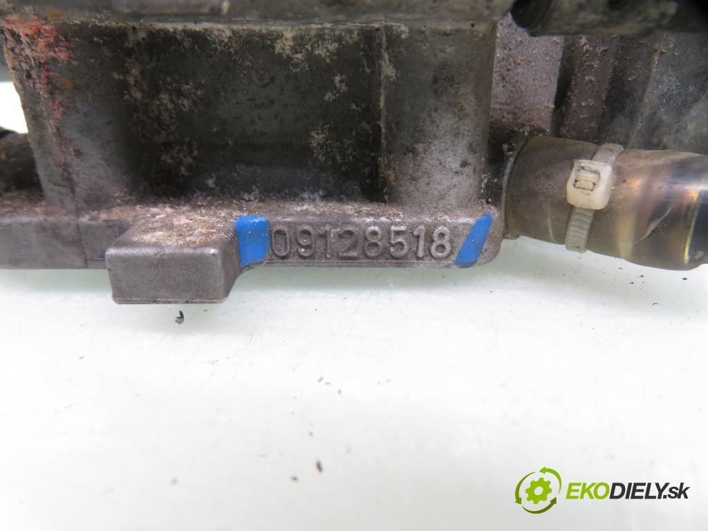 OPEL ZAFIRA A Nadwozie Wielkopojemne (MPV) (T98) MINIVAN 2002 85,00 1.8 16V 116 - X 18 XE1 1796,00 škrtíci klapka 5WS91708 ; 09128518 (Škrticí klapka)