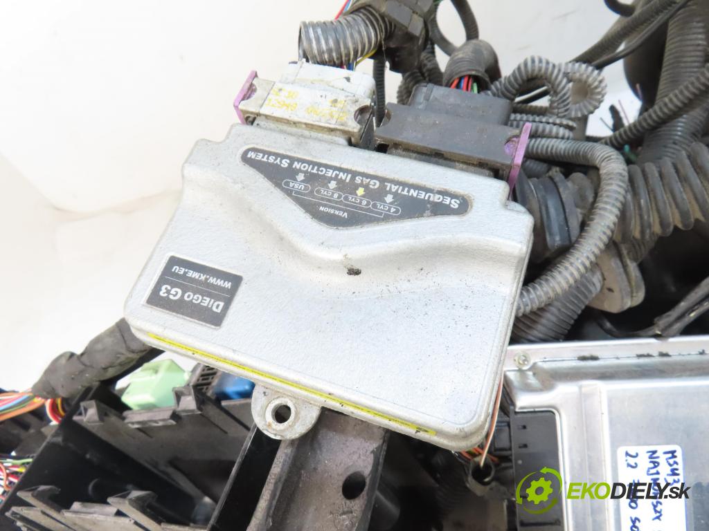 BMW 5 (E39) SEDAN 2000 125,00 520 i - M54 B22 (226S1) 2171,00 motor BENZÍN M54B22 ; 226S1
