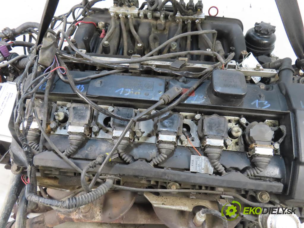 BMW 5 (E39) SEDAN 2000 125,00 520 i - M54 B22 (226S1) 2171,00 motor BENZÍN M54B22 ; 226S1