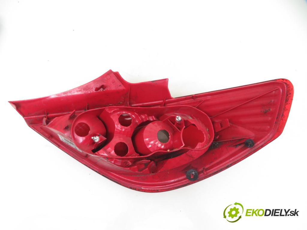 OPEL CORSA D (S07) HB 2008 44,00 1.0 12V 60 - Z 10 XEP 998,00 Svetlo ľavé zadné 13186350