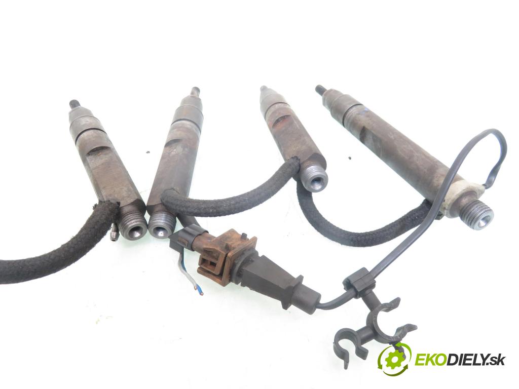 SEAT TOLEDO II (1M2) SEDAN 1999 66,00 1.9 TDI - AGR 1896,00 Vstrekovacie ventily 038130202B ; 038130202A ; 0432193593 (Vstrekovací ventil)