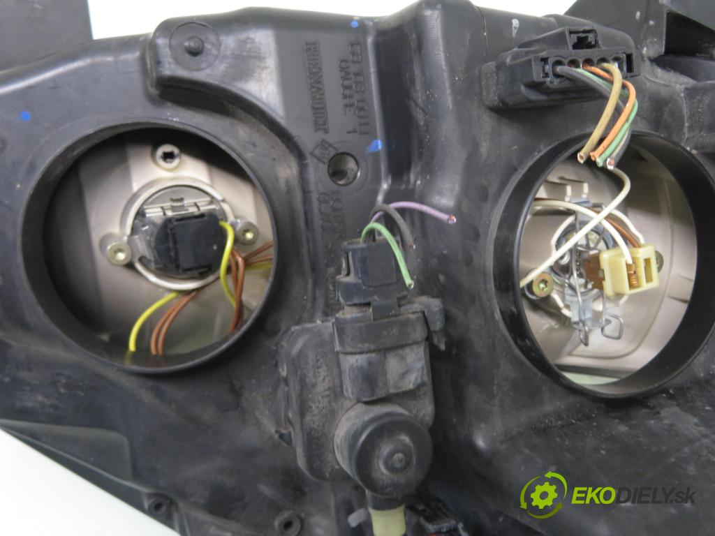 RENAULT SCENIC II (JM0/1_) MINIVAN 2003 83,00 1.6 (JM0C, JM0J, JM1B) - K4M 782 1598,00 Svetlo LP 15810300LI