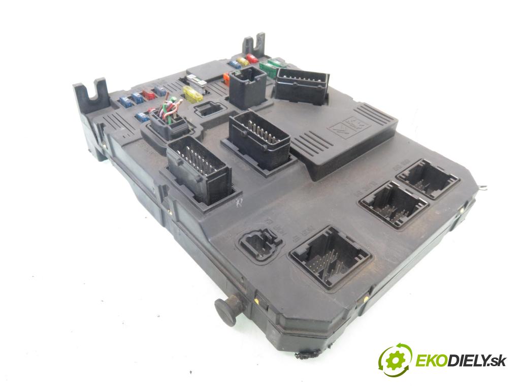 CITROEN C2 (JM_) HB 2003 44,00 1.1 - HFX (TU1JP) 1124,00 MODUL BSI 9650585780 ; S116085200