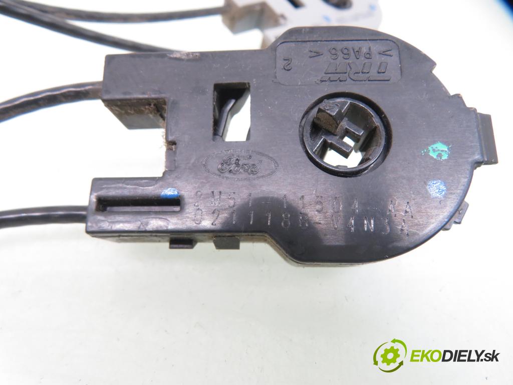 FORD FOCUS (DAW, DBW) HB 2002 74,00 1.6 16V 100 - FYDA 1596,00 lanko panel topení 2M5111503AA ; 2M5111504AA