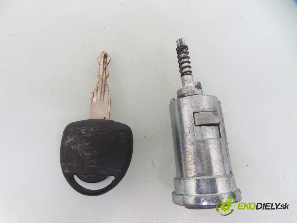 OPEL CORSA C (X01) HB 2004 55,00 1.2 16V 75 - Z 12 XE 1199,00 spínačka / imobilizéra IMMO / řídící jednotka 0261206274 ; 09164475 ; 13111111