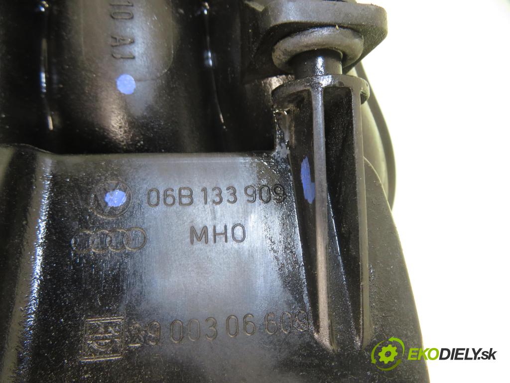 AUDI A4 (8E2, B6) SEDAN 2002 96,00 2.0 20V 130 - ALT 1984,00 potrubí 06B133210AJ ; 06B133909