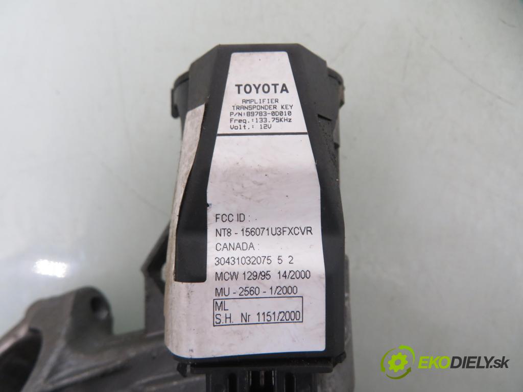 TOYOTA YARIS (_P1_) HB 2000 50,00 1.0 VVT- i 68 - 1SZ-FE 998,00 spínačka / VLOŽKY 450200D01