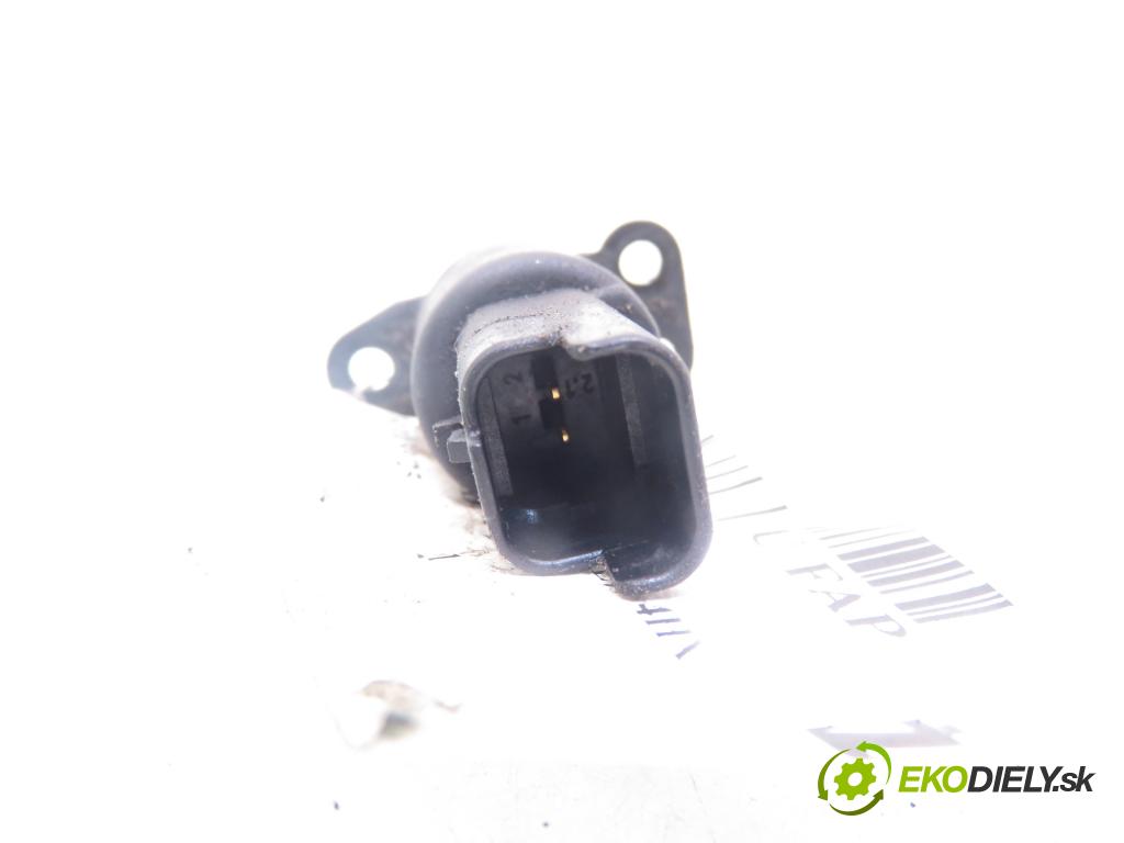 CITROEN C5 I (DC_) LIFTBACK 2001 98,00 2.2 HDi (DC4HXB, DC4HXE) - 4HX (DW12TED4/FAP) 2179,00 Regulátor TLAK: paliva 0928400366