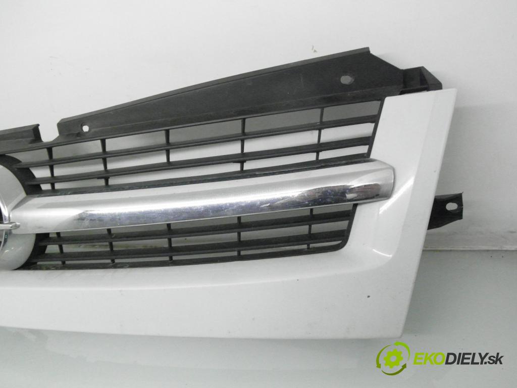 OPEL MOVANO Furgon (X70) FURGON 2005 73,00 2.5 DTi - G9U 754 2464,00 mřížka / maska 8200233763