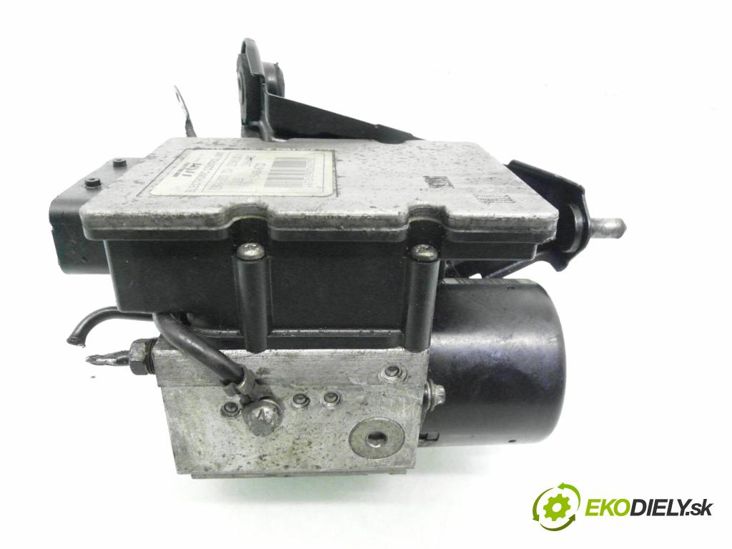 SAAB 9-3 (YS3F) SEDAN 2003 92,00 2.2 TiD - D223L 2171,00 Pumpa ABS 13509102 ; 54084672D ; 12789522 (Pumpa ABS)