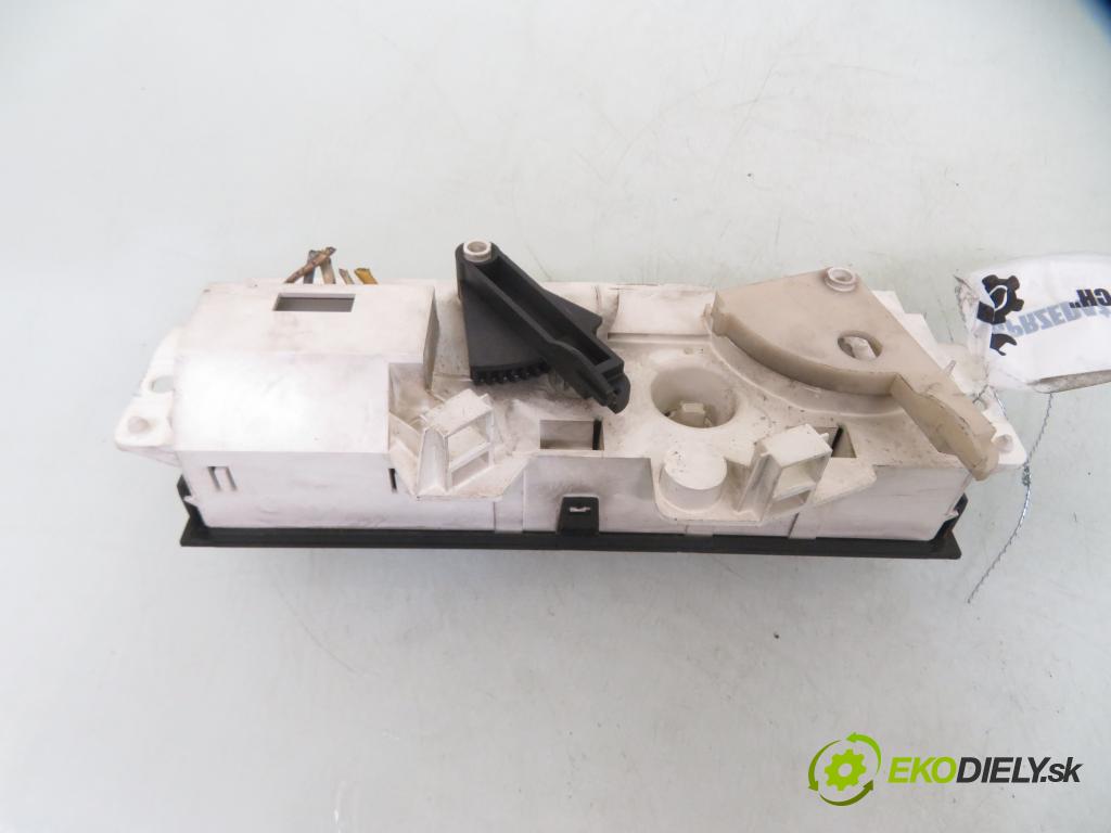 OPEL MOVANO Furgon (X70) FURGON 2005 73,00 2.5 DTi - G9U 754 2464,00 Panel kúrenia KLIMATIZACE: G2202
