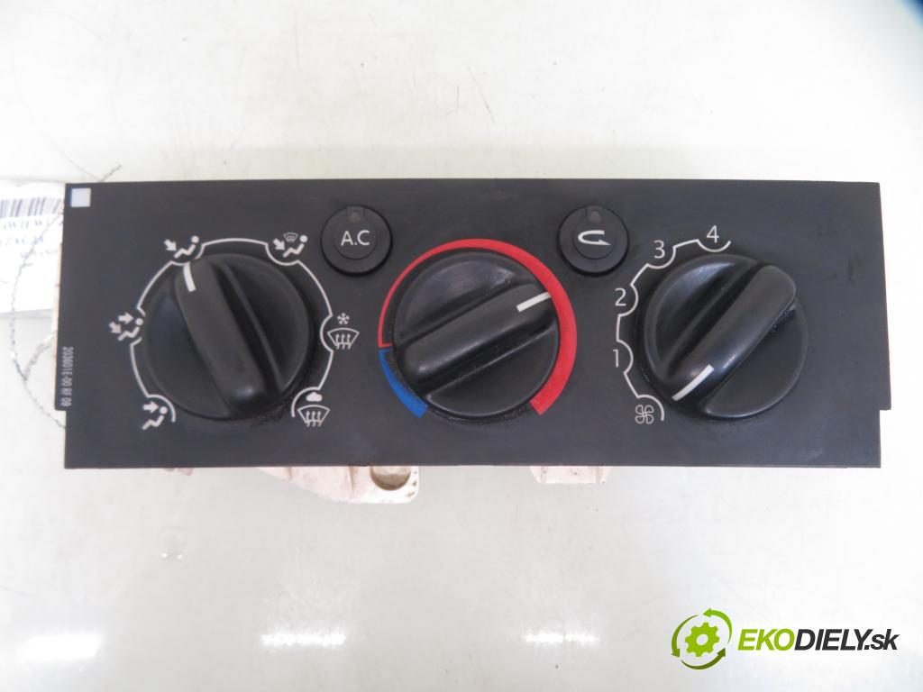 OPEL MOVANO Furgon (X70) FURGON 2005 73,00 2.5 DTi - G9U 754 2464,00 Panel kúrenia KLIMATIZACE: G2202
