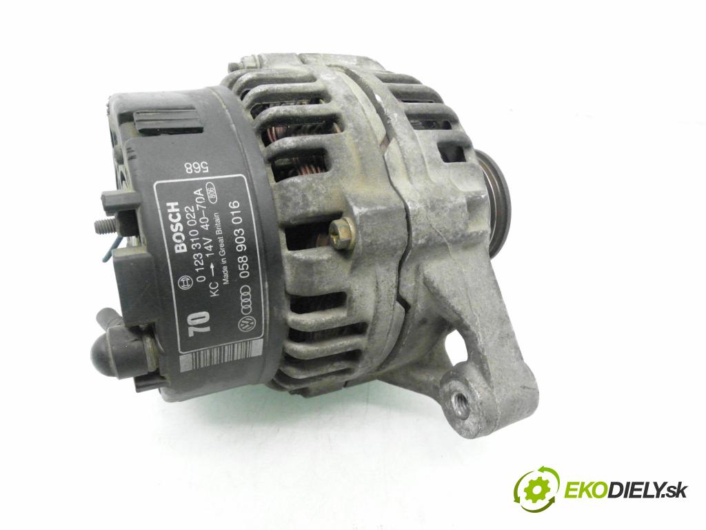 AUDI A4 (8D2, B5) SEDAN 1995 74,00 1.6 - ANA 1595,00 Alternátor 0123310022 ; 058903016 (Alternátor)