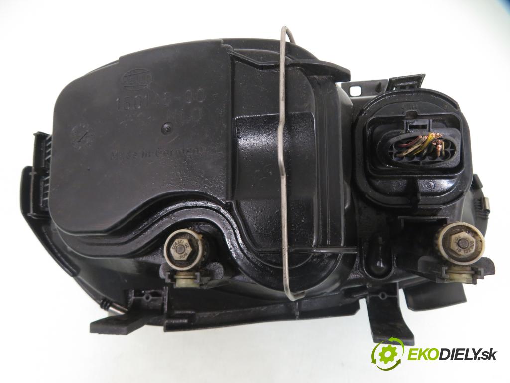 VW GOLF IV (1J1) HB 2003 77,00 1.6 16V - ATN 1598,00 Svetlo PP 15014600