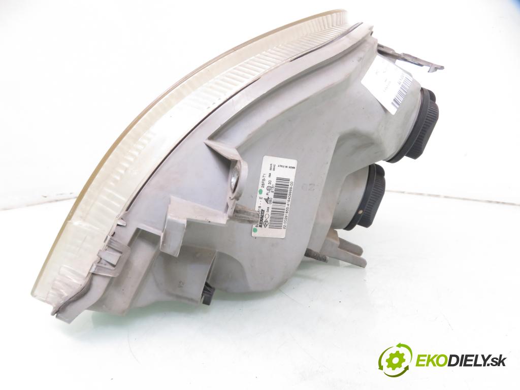 OPEL MOVANO Furgon (X70) FURGON 2005 73,00 2.5 DTi - G9U 754 2464,00 Svetlo PP 8200163518E