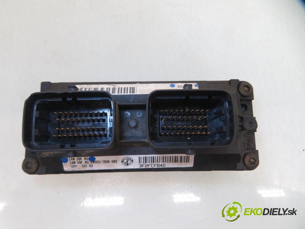 FIAT PUNTO (188_) HB 2002 59,00 1.2 16V 80 - 188 A5.000 1242,00 spínačka / imobilizéra IMMO / řídící jednotka IAW59FM3 ; 46812231 ; 46552681