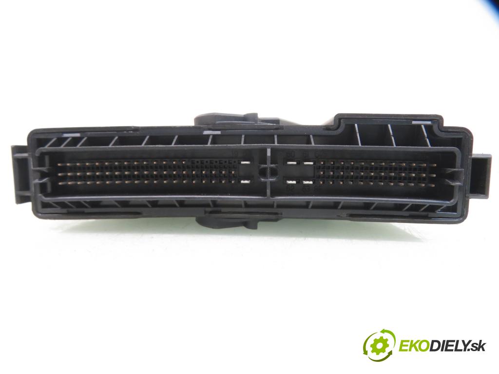 OPEL TIGRA TwinTop (X04) CABRIO 2005 66,00 1.4 - Z 14 XEP 1364,00 spinačka / imobilizéra IMMO / Riadiaca jednotka 0261208394 ; 55354328