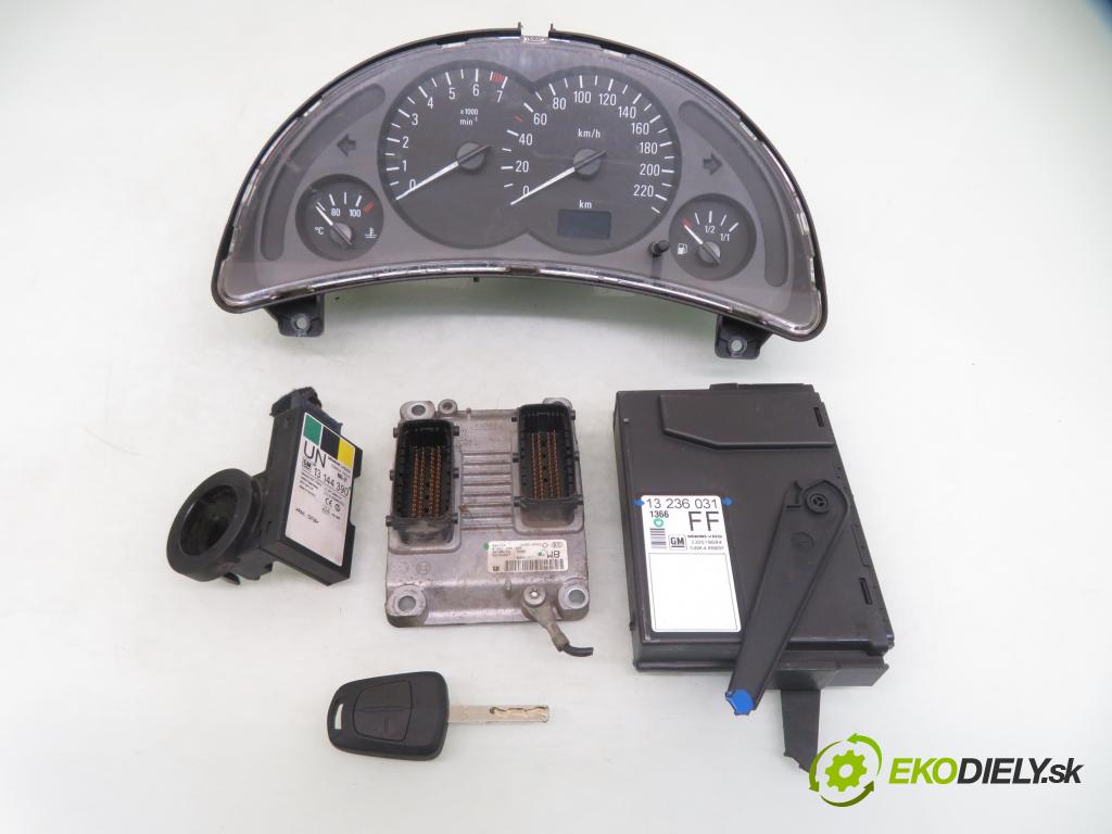 OPEL CORSA C (X01) HB 2003 44,00 1 - Z 10 XEP 998,00 spinačka / imobilizéra IMMO / Riadiaca jednotka 0261208393 ; 55354327 ; 13236031