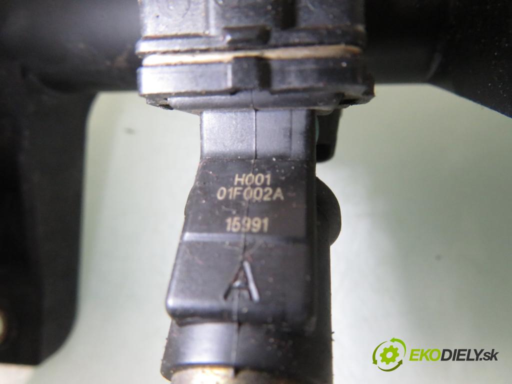 CITROEN BERLINGO FIRST Skrzynia (M_) KOMBIVAN 1999 55,00 1.4 i 75 - KFW 1360,00 lišta vstřikovací 9625194080C ; 01F002A ; 9625194080 (Vstřikovací lišta)