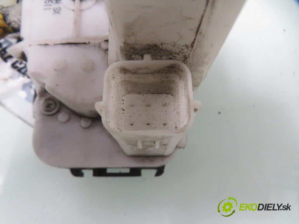 FIAT PANDA (169_) HB 2004 40,00 1.1 54 - 187 A1.000 1108,00 zámok 46803511