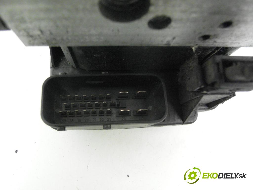 RENAULT MASTER II Skrzynia (FD) FURGON 2003 84,00 2.5 dCi 120 - G9U 750 2464,00 Pumpa ABS 10094614033 ; 820036532C ; 10020402764 (Pumpa ABS)