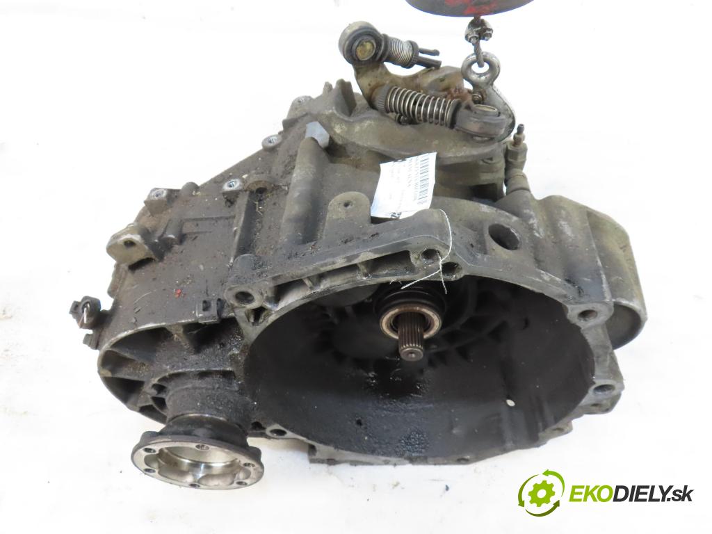 VW GOLF IV (1J1) HB 2001 96,00 1.9 TDI - ASZ 1896,00 převodovka MANUALNA DRW