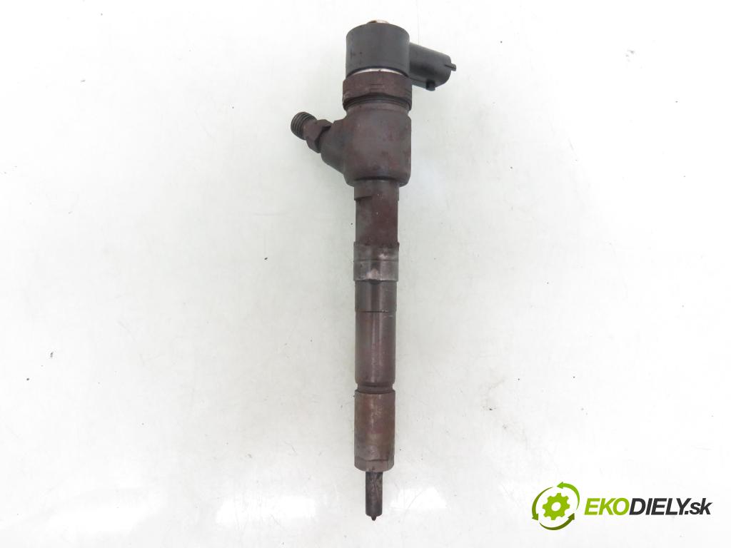 FIAT FIORINO nadwozie zamknięte / kombi (225_) FURGON 2009 70,00 1.3 D Multijet - 199 B1.000 1248,00 vstrekovač 0445110183 (Vstrekovač paliva)