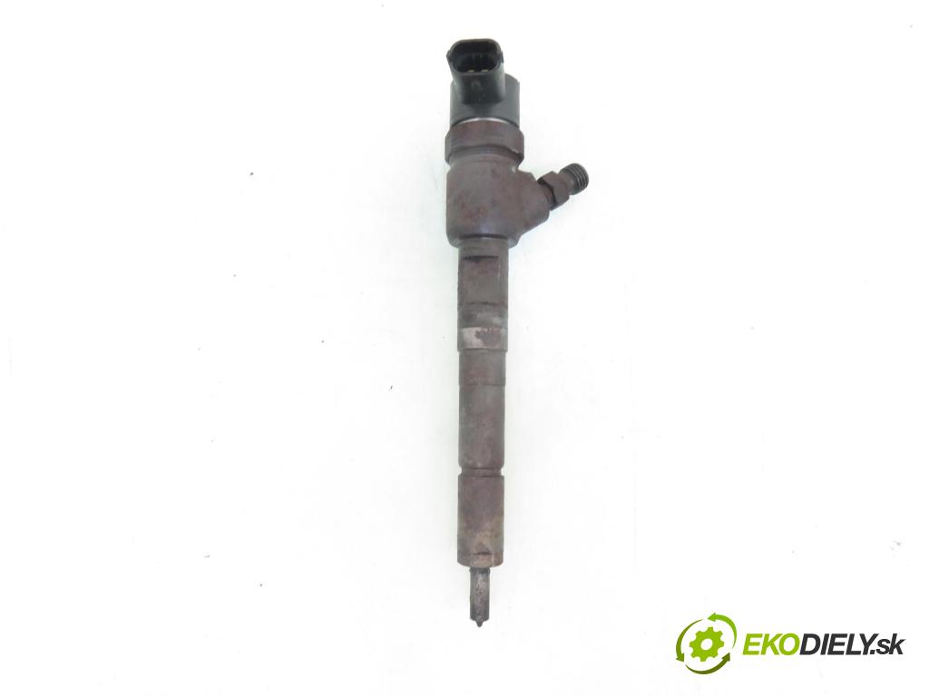 FIAT FIORINO nadwozie zamknięte / kombi (225_) FURGON 2009 70,00 1.3 D Multijet - 199 B1.000 1248,00 vstrekovač 0445110183 (Vstrekovač paliva)