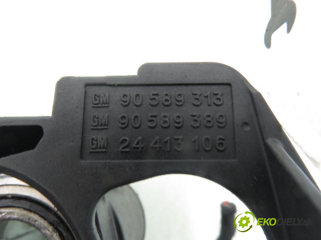 OPEL MERIVA A nadwozie wielkoprzestrzenne (MPV) (X03) MINIVAN 2006 55,00 1.3 CDTI - Z 13 DTJ 1248,00 spínačka 90589313 ; 90589389 ; 13144390 (Spínací skříňka)
