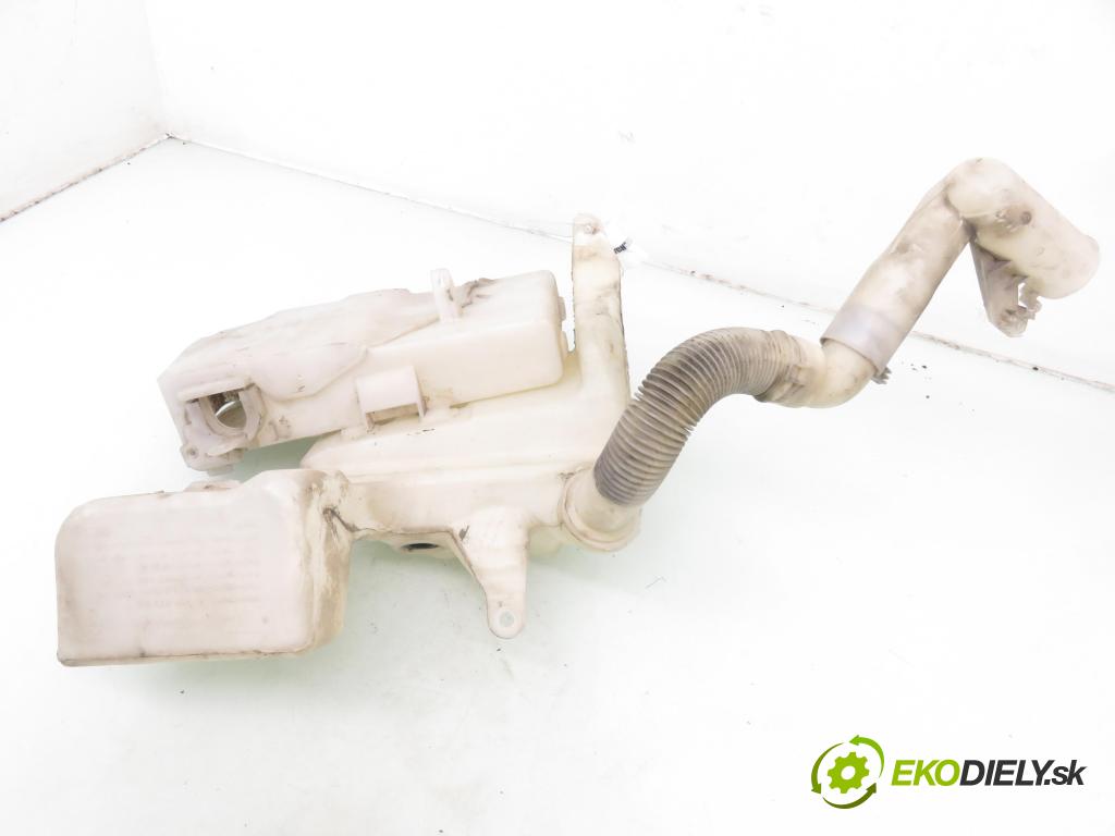 FORD MONDEO IV Turnier (BA7) KOMBI 2008 103,00 2.0 TDCi - QXBB 1997,00 nádržka ostřikovačů 6G9112A659AB (Klika dveří ostatní)