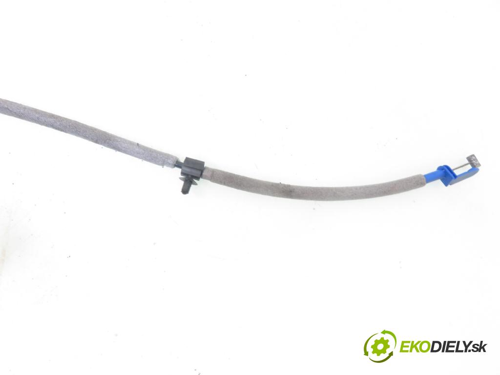FORD MONDEO IV Turnier (BA7) KOMBI 2008 103,00 2.0 TDCi - QXBB 1997,00 zámok 6M2AR21813EC ; 7S71A219A65CH ; 971730105