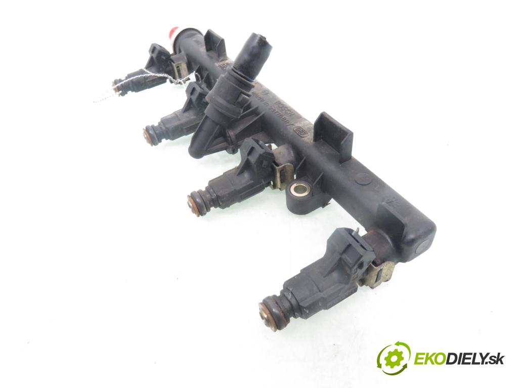 FIAT PUNTO (188_) HB 2002 59,00 1.2 16V 80 - 188 A5.000 1242,00 Lišta vstrekovacia 0280151 ; 0280155971 (Vstrekovacia lišta)