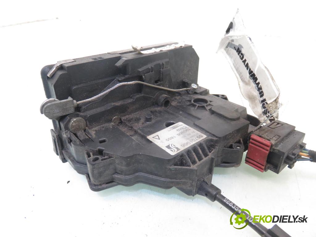 FIAT GRANDE PUNTO (199_) HB 2006 55,00 1.3 D Multijet 75 - 199 A2.000 1248,00 zámok PTE 55701966