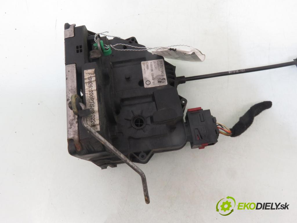 FIAT GRANDE PUNTO (199_) HB 2006 55,00 1.3 D Multijet 75 - 199 A2.000 1248,00 zámok 55701963