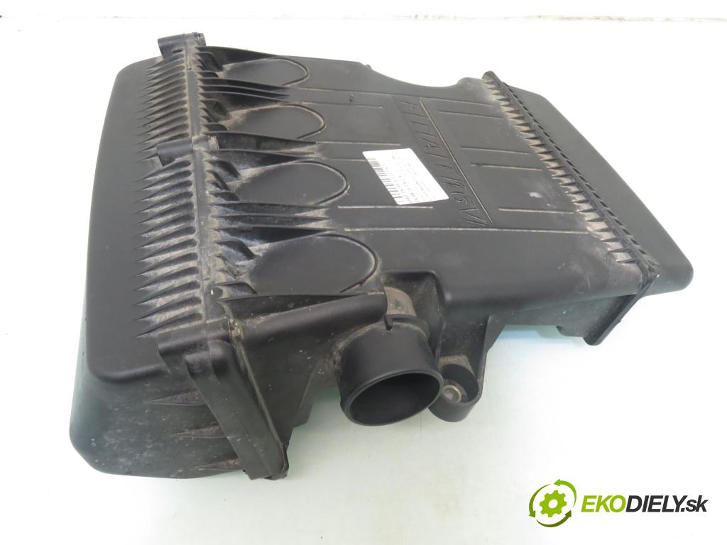 FIAT PUNTO (188_) HB 2002 59,00 1.2 16V 80 - 188 A5.000 1242,00 obal filtra vzduchu 735275091 ; 73527503 (Kryt vzduchového filtru)