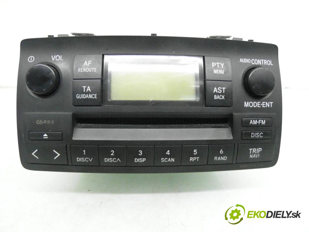 TOYOTA COROLLA (_E12_) HB 2002 66,00 2.0 D-4D 1995,00 RADIO CD 8612002260 ; CQTS7170L
