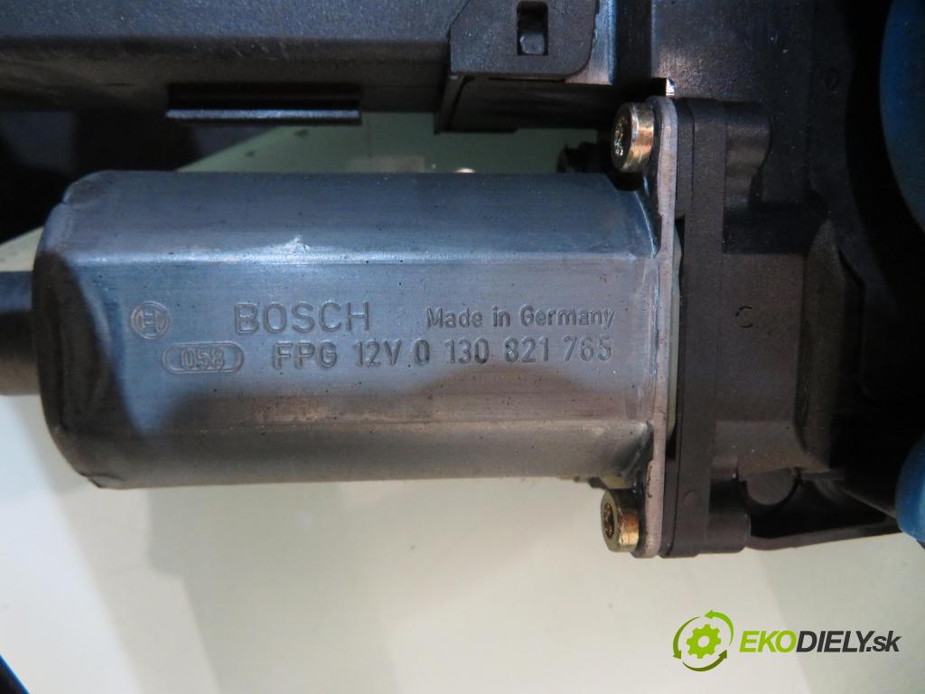 AUDI A4 (8E2, B6) SEDAN 2001 96,00 2.0 20V 130 - ALT 1984,00 Mechanizmus okien 0130821765 ; 105840103 ; 5WK47002BBF