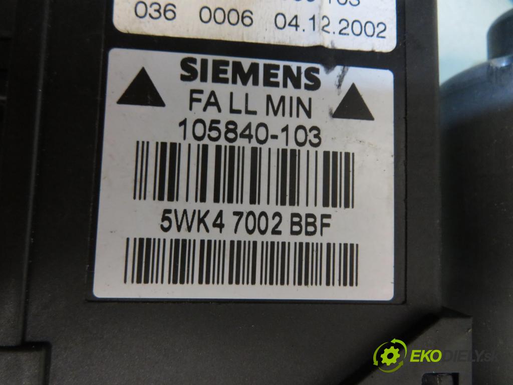 AUDI A4 (8E2, B6) SEDAN 2001 96,00 2.0 20V 130 - ALT 1984,00 Mechanizmus okien 0130821765 ; 105840103 ; 5WK47002BBF