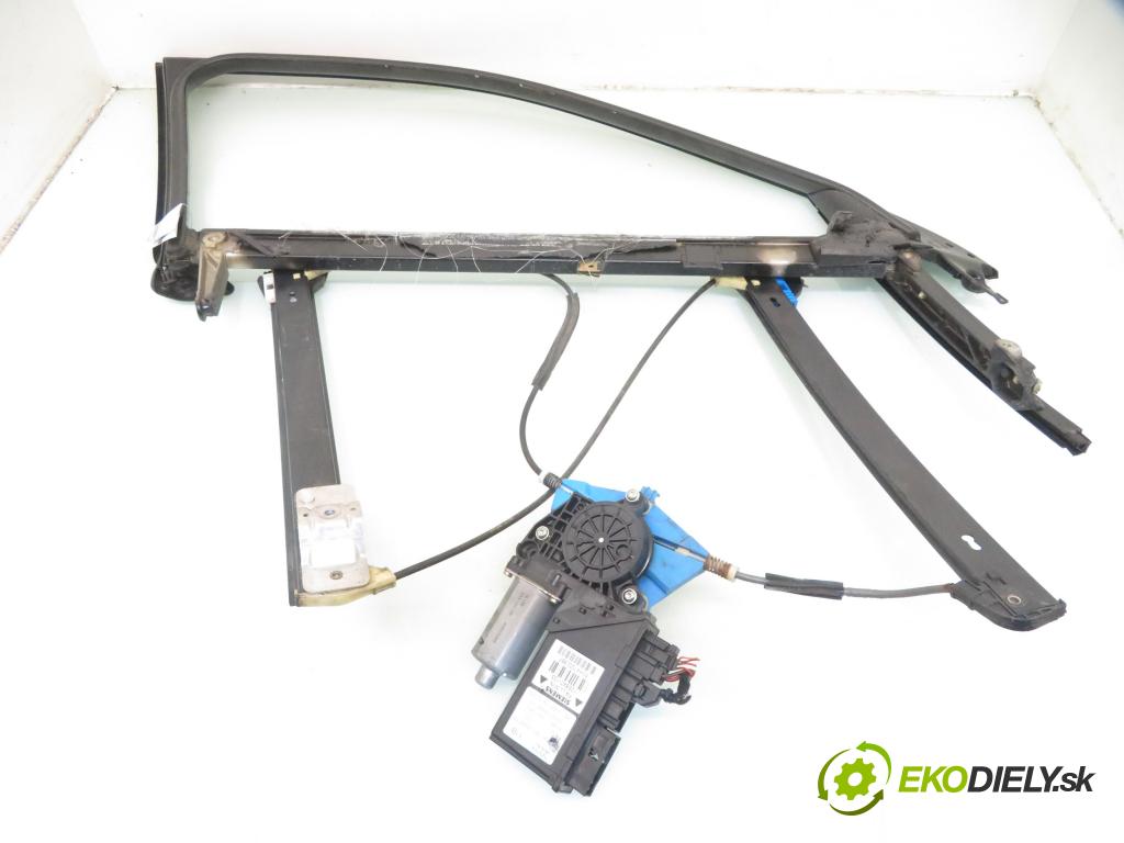AUDI A4 (8E2, B6) SEDAN 2001 96,00 2.0 20V 130 - ALT 1984,00 Mechanizmus okien 0130821765 ; 105840103 ; 5WK47002BBF