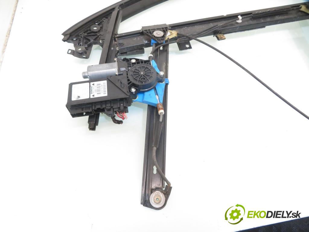 AUDI A4 (8E2, B6) SEDAN 2001 96,00 2.0 20V 130 - ALT 1984,00 Mechanizmus okien 0130821765 ; 105840103 ; 5WK47002BBF