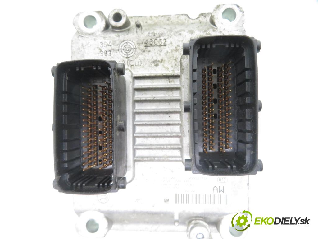 OPEL CORSA D (S07) HB 2008 44,00 1.0 12V 60 - Z 10 XEP 998,00 Riadiaca jednotka Motor 0261208939 ; 55557932