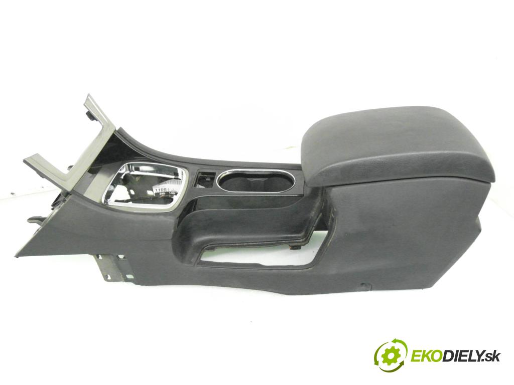 FORD MONDEO IV Turnier (BA7) KOMBI 2008 103,00 2.0 TDCi - QXBB 1997,00 Lakťová opierka 7S71A042B60AA ; 7S71A045A20